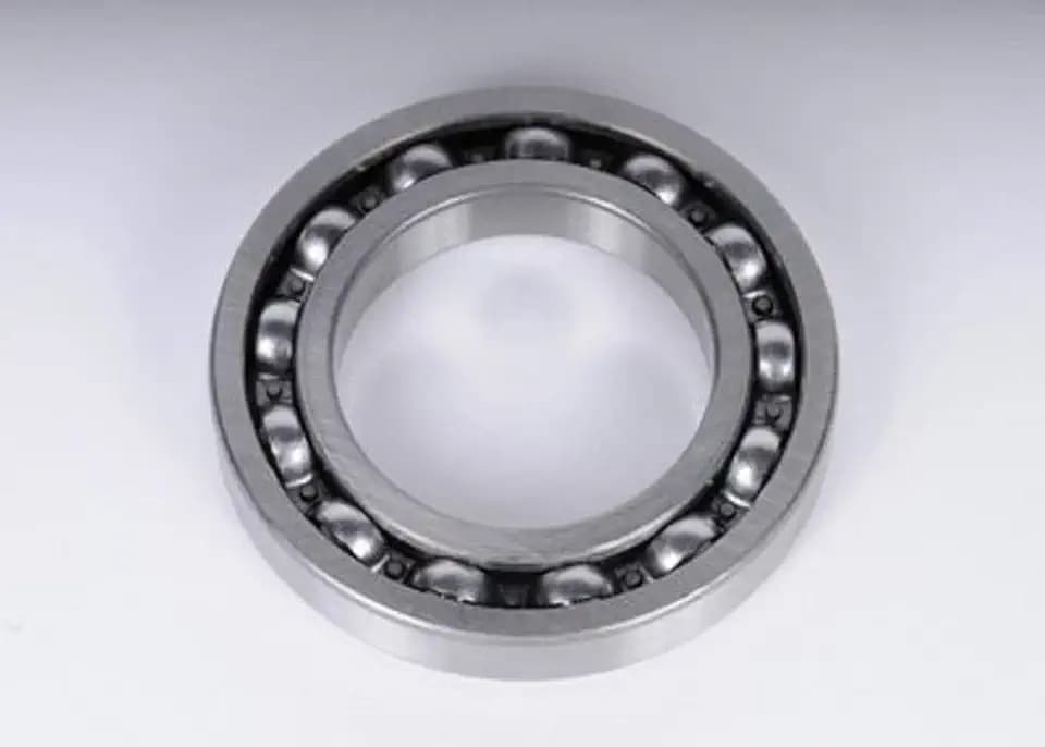GM Genuine Parts 19133136 Transfer Case Front Output Shaft Front Bearing