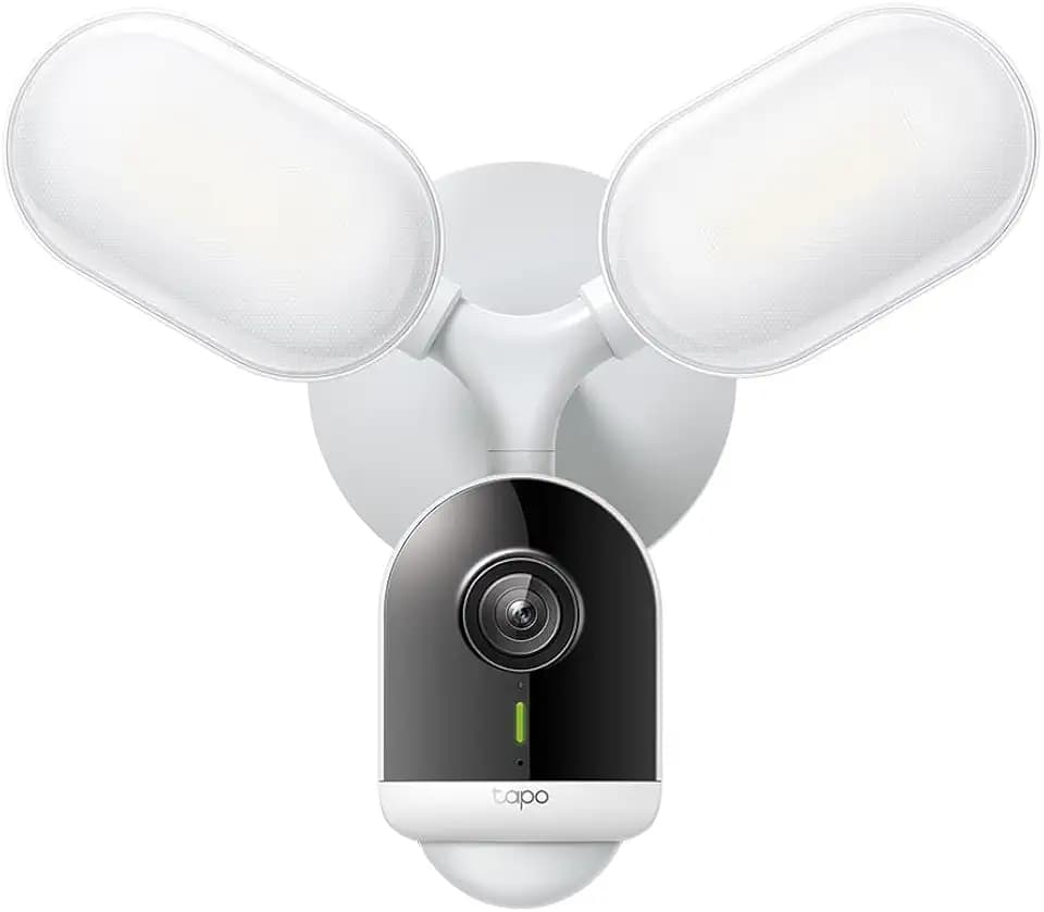Tapo C720 Flutlichtkamera Kabel (Floodlight Cam Wired) | Überwachungskamera aussen 2K, WLAN 2.4GHz, microSD-Karte, Google Home und Alexa | Festverdrahtete Sicherheitskamera mit 2800lm LED