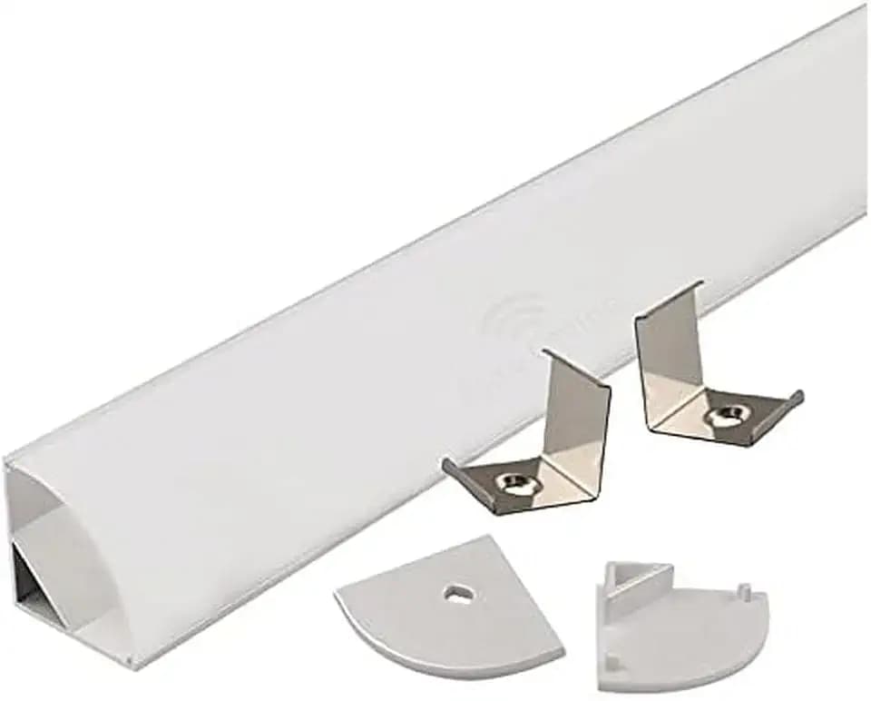 Aluminiumprofil mit mattiertem Diffusor – 45-Grad-Eckkanal-Extrusionsprofil für LED-Streifen unter Schrankbeleuchtung – LED-Streifen bis zu 19 mm breit – 1 Meter Länge (3 Stück)