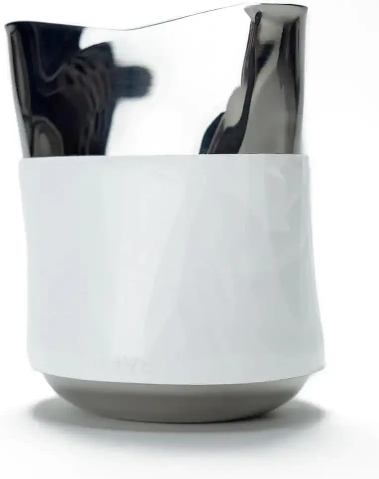 KRUVE Create Latte-Art-Krug mit drei Ausgießern, 440ml/15oz, Edelstahl, griffloses Design, drei einzigartige Ausgießprofile (Silber)