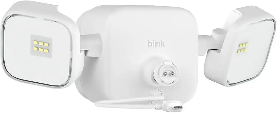 Blink Outdoor Floodlight Mount – Wire-free, 700 lumens, two-year battery life, set up in minutes (White)