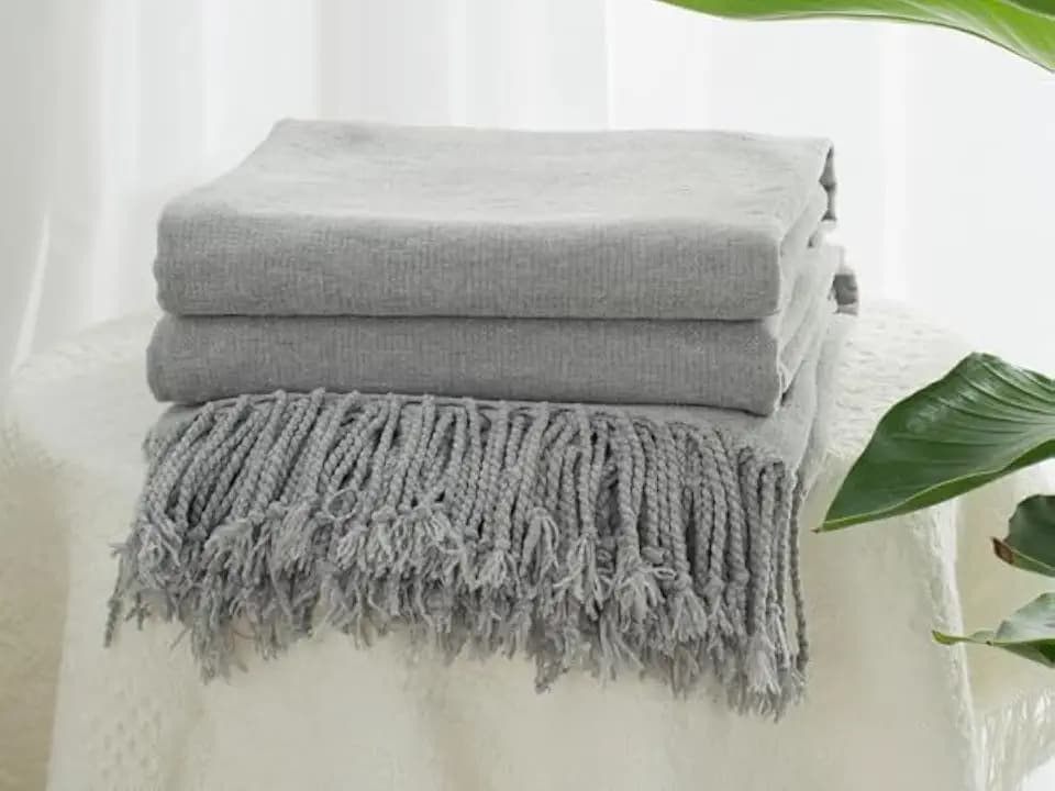 Chenille Throw Blanket for Couch with Tassels,60"X88" Soft Lightweight Knitted Boho Decorative Blankets for Bed and Sofa,Light Grey