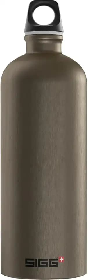 Sigg - Alu Trinkflasche - Traveller - Made in Switzerland - Climatpartner Zertifiziert - Kohlensäure geeignet - Auslaufsicher - Federleicht - BPA-frei - Outdoor - 600ML / 1L / 1.5L