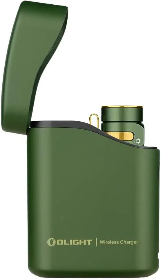EDC Olight Baton 4 Premium Taschenlampe | Leistung 1300 Lumen | Kabelloses Ladegerät im Lieferumfang enthalten | Akkulaufzeit 190 Tage (grün)