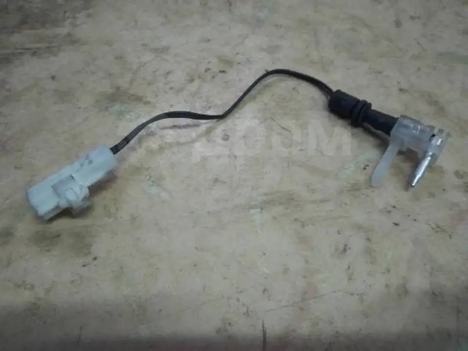 Toyota 88625-33190 A/C Evaporator Temperature Switch