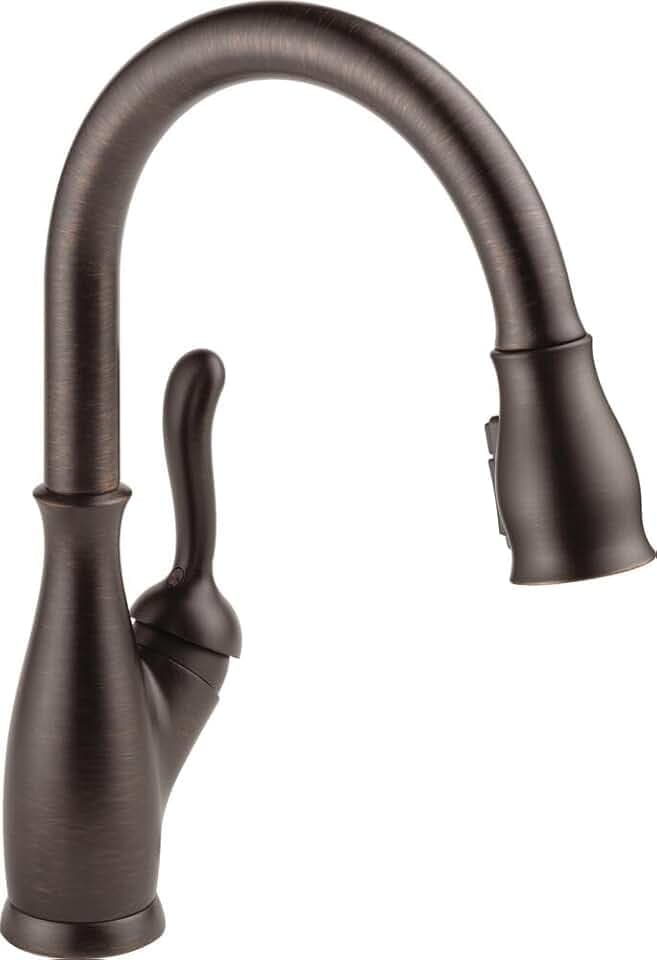 Delta Faucet Leland Einhand-Küchenarmatur mit Pull-Down-Sprüher, ShieldSpray-Technologie und magnetischem Docking Spray-Kopf, Venezianische Bronze 9178-RB-DST