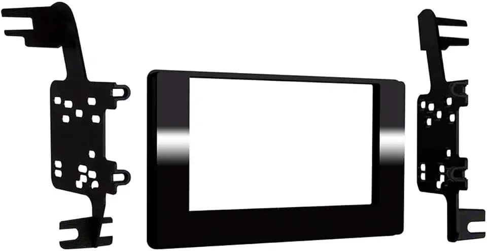 Metra 95-8250 2015-Up Toyota Sienna Double-DIN Radio Dash Kit (Black)