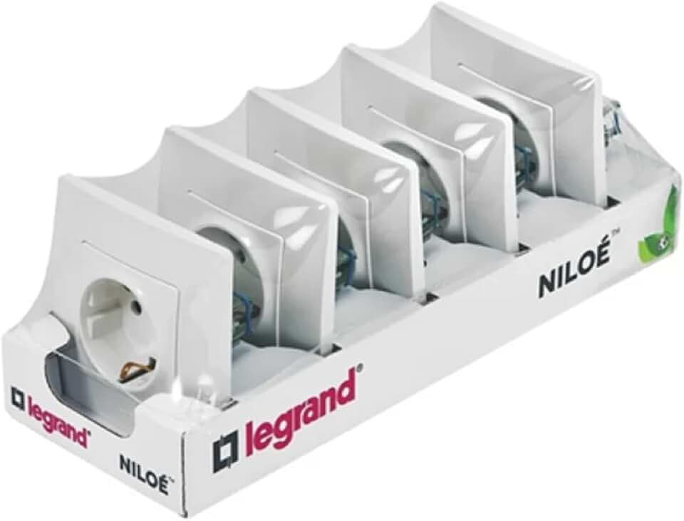 LEGRAND Packung mit 5 Steckdosen oder Steckdosen, 2P+T, 16 A, 230 V, Serie Niloé Monoblock, kompletter Mechanismus mit Rahmen, Weiß, 396430