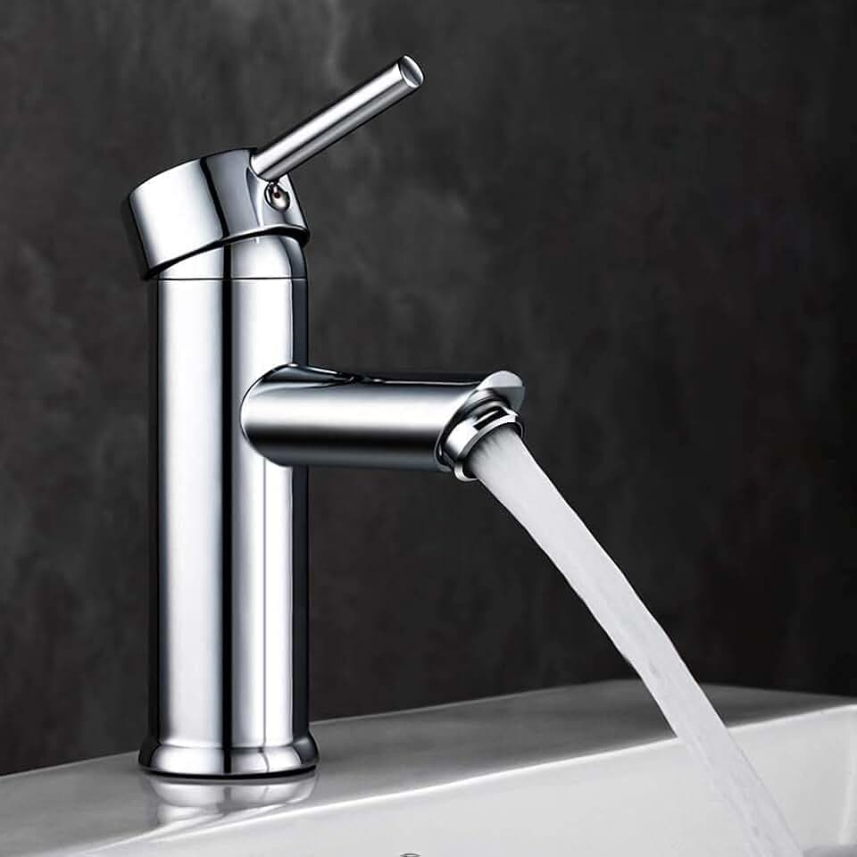 Waschbeckenarmatur, modernes Design, aus hochwertigem Metall, verstellbar, warm und kalt