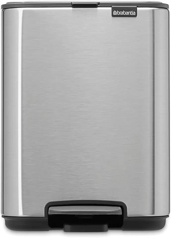 Brabantia Bo Treteimer 4 L (mattstahl), platzsparender Mini Mülleimer mit Soft-Close-Funktion und leichtgängigem Pedal, Badmülleimer mit herausnehmbarem Inneneimer, inklusive PerfectFit Müllbeuteln