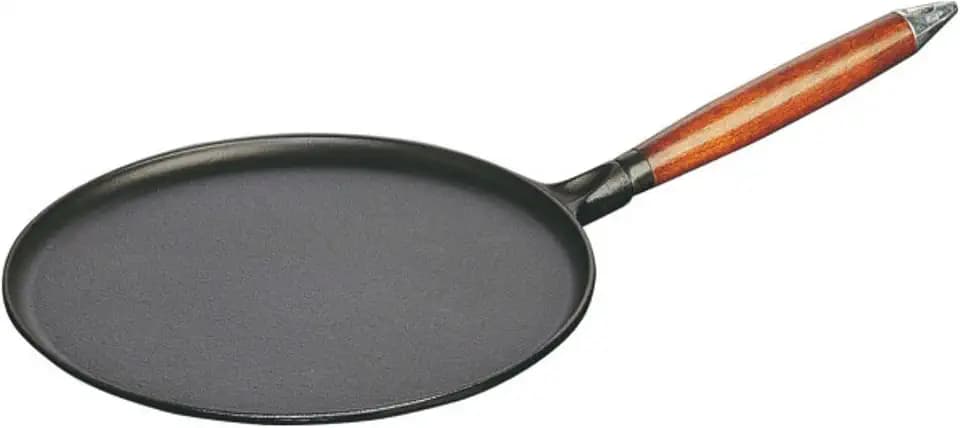 STAUB Crepes Pfanne aus Gusseisen, mit Holzgriff, rund 28 cm, mit mattSchwarzer Emaillierung im Inneren der Pfanne, für alle Herdarten inkl Induktion, Schwarz