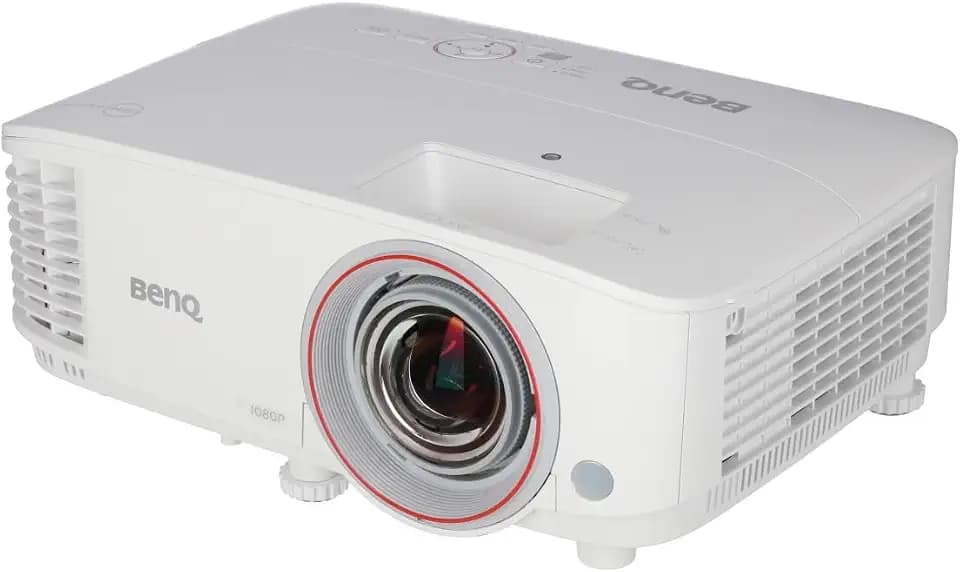 BenQ TH671ST 1080p Kurzdistanz Beamer, 3000 Lumen, niedrige Latenz | Auto-Vertikalkorrektur, 100-Zoll-Kurzdistanzprojektion, Sport/Kino/3D-Modus, 5W Lautsprecher, HDMI
