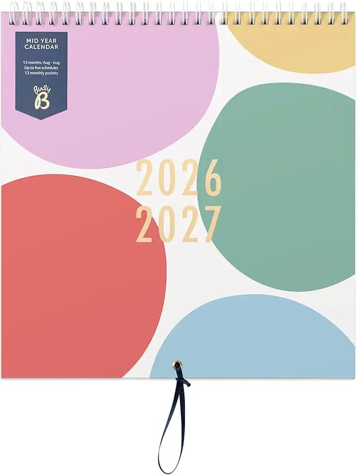 Busy B Familien-Wandkalender Aug 2026–Aug 2027 – Familienkalender mit 5 Spalten, Aufbewahrungstaschen, Aufhängeschlaufe & farbcodierten Aufklebern – 25,5 x 23,5 cm – Bunte Tupfen