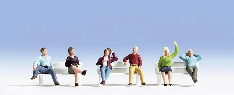NOCH N Figuren Sitzende, handkolorierte Modellfiguren, perfekt für N-Spur Modelleisenbahnen und Dioramen, Set aus sechs Figuren