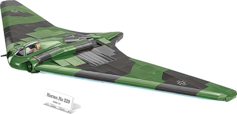 COBI Horten Ho 229, Historische Kollektion WWII, Maßstab 1:32, 954 Teile | Bedruckt (Pad Printed), Pilotenfigur, Cockpit zum Öffnen, Klappfahrwerk, Präsentationsplatte, Hergestellt in der EU, ab 9+