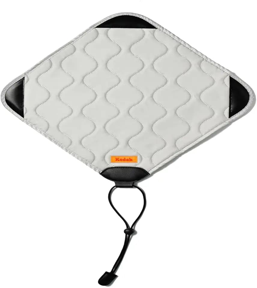 KODAK Camera Wrap Einschlagtuch Kamera,Größe M 31x31cm-wasserabweisendes,kratzfestes und Schutzhülle Protective Wrap für spiegellose Kameras,Kompaktkameras und Prime Objektiv(Hellgrau)[EIN Artikel]