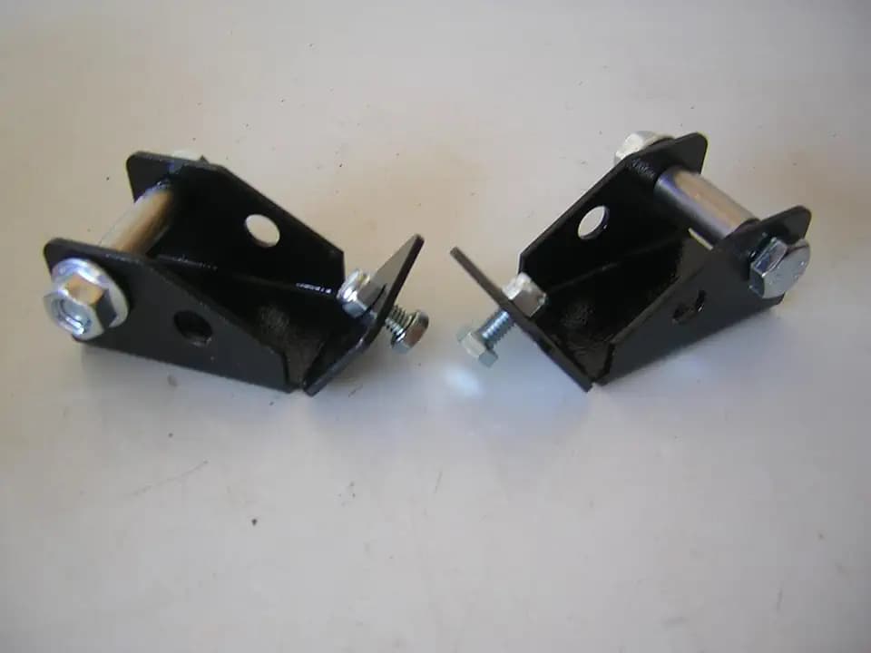 Rough Country Rear Shock Relocation Brackets for 97-06 Jeep Wrangler TJ - 1185,Black