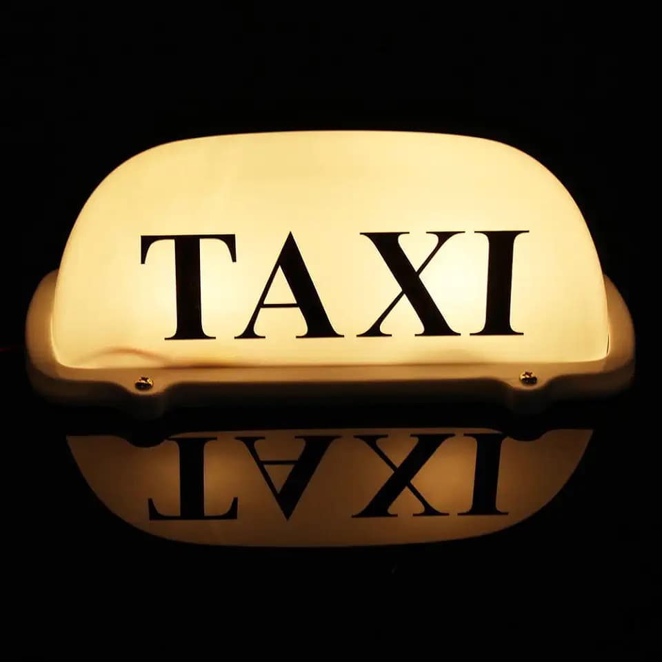 12V LED WhiteLight Magnetic Taxi Sign Roof Top Car Super Bright Light Lamp With 3 Meter Power Plug Line Compatible With Driver Practitionersh (Optional Type: With Sign, Case Color: Yellow)