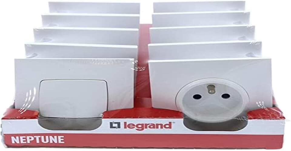 Legrand leg200251-2 Schalter oder Wechselschalter + 8 Steckdosen, 3680 W, 230 V, weiß