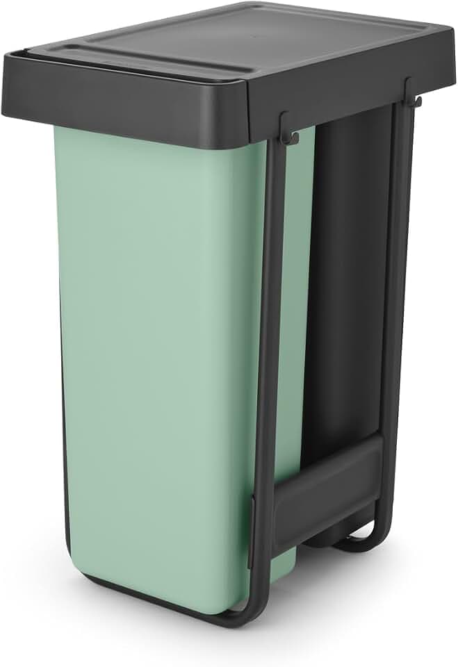 Brabantia Sort & Go Ausziehmülleimer | 2 x 30 l Einbaumülleimer für die Unterschranktür | Integrierte Doppel-Mülltrennungseinheit, leichtgängige Schiene, herausnehmbarer Inneneimer | Grey & Green