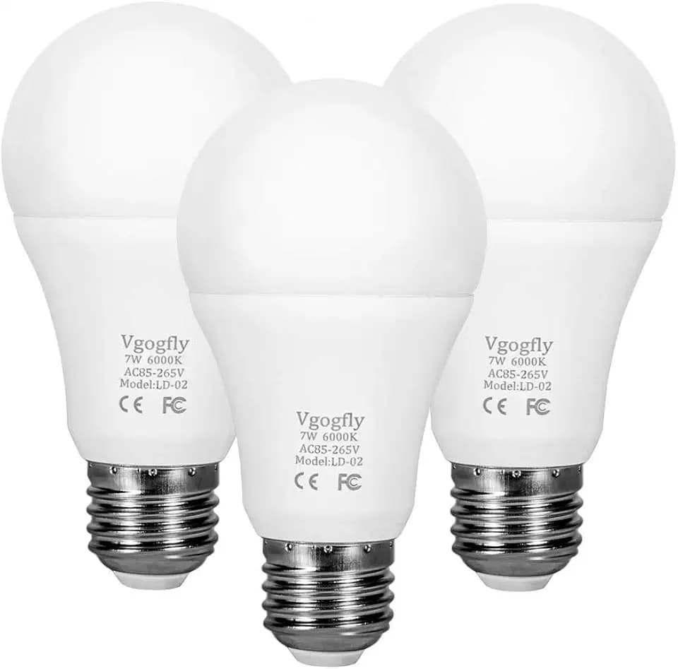 Vgogfly Dusk to Dawn Light Bulb 7W Smart Dusk Till Dawn LED Photo Sensor Bulbs E26 Base Socket Outdoor Indoor Lighting Lamp Auto On/Off (Cool White, 3-Pack)