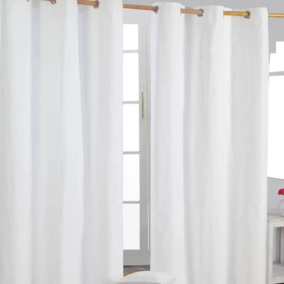 Homescapes 2er Set eifarbige Ösen Gardinen je B137 x L228 cm aus 100% Baumwolle, blickdichte Vorhänge/Dekoschals/Ösenvorhänge für Wohnzimmer oder Küche, weiß