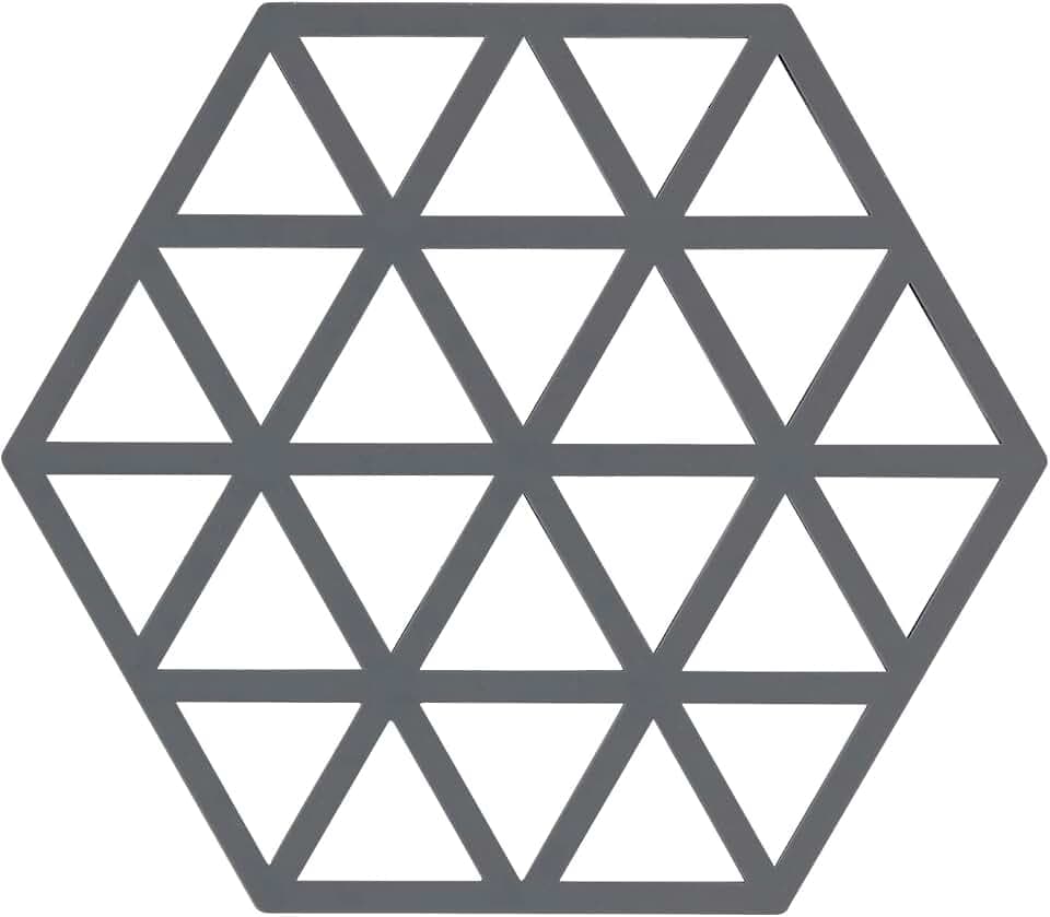 Zone Denmark Triangles Topfuntersetzer, Hitzebeständig bis 250 °C, Silikon Untersetzer, Dekorative Untersetzer für Töpfe und Pfannen, Spülmaschinenfest, 16 x 14 cm, grau (cool Grey)