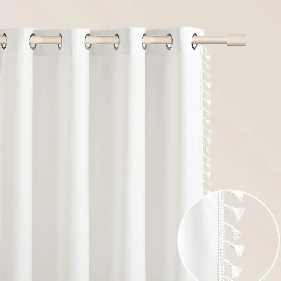 ROOM99 Vorhang mit Silberen Ösen Lara 140 x 260 cm Breite x Höhe Schiebegardinen Modern Curtain Wohnzimmer Schlafzimmer Off White, 1 Stück