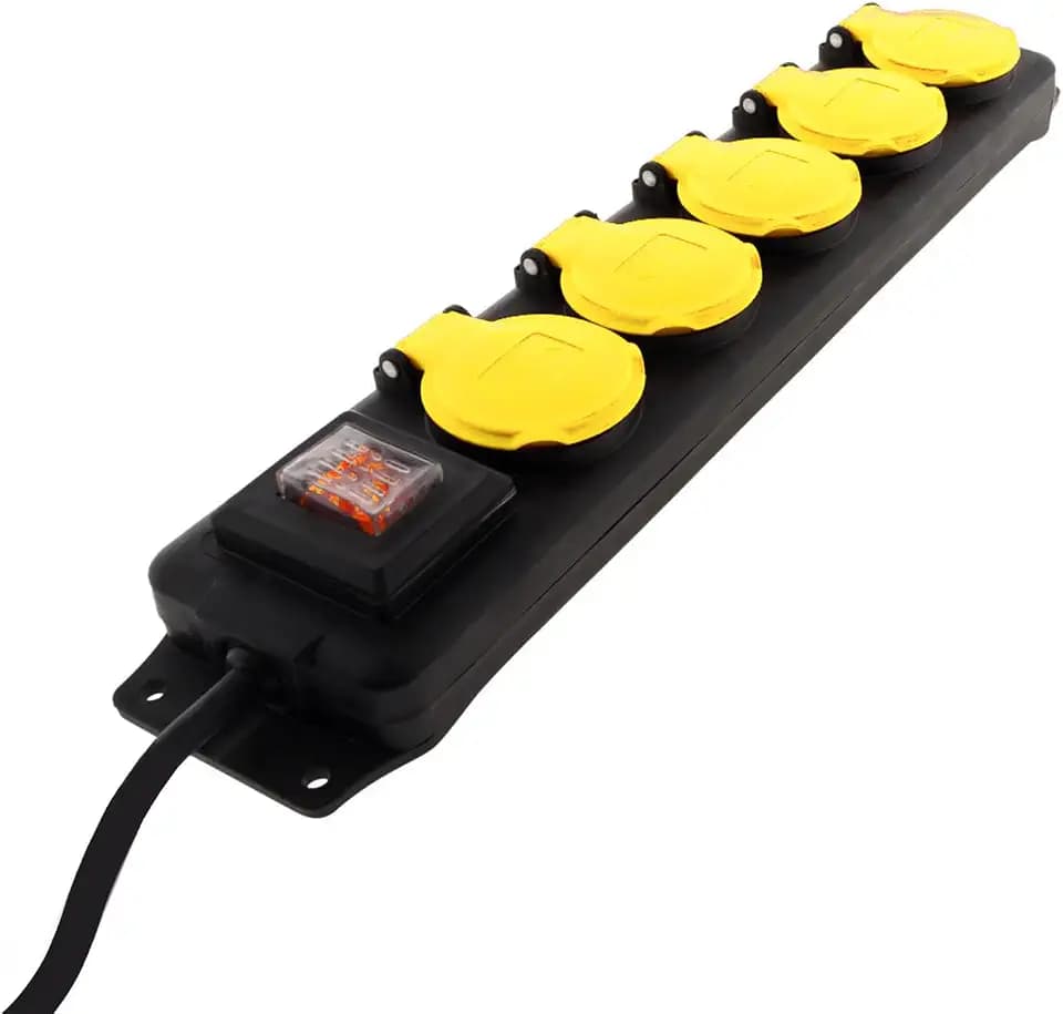 IP44-Mehrfachsteckdose für den Außenbereich – 5 Steckdosen nach französischem Standard 2P+E 16A mit Abdeckungen und 16A-Stecker