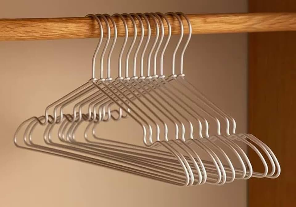 20-teiliges Set von High-End Mattsilber Aluminium Aufhängern, 41cm Ultra Glatte Aufhänger, langlebige Metallaufhänger, Aluminiumlegierungsaufhänger, Kleidungsständer