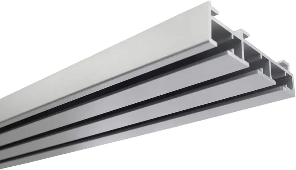 Gardinia Flächenvorhangschiene 3-läufig, Vorhangschiene für Wand- oder Deckenmontage, Für Schiebegardine/Schiebevorhang, Serie Atlanta, Aluminium, 160 cm, Silber