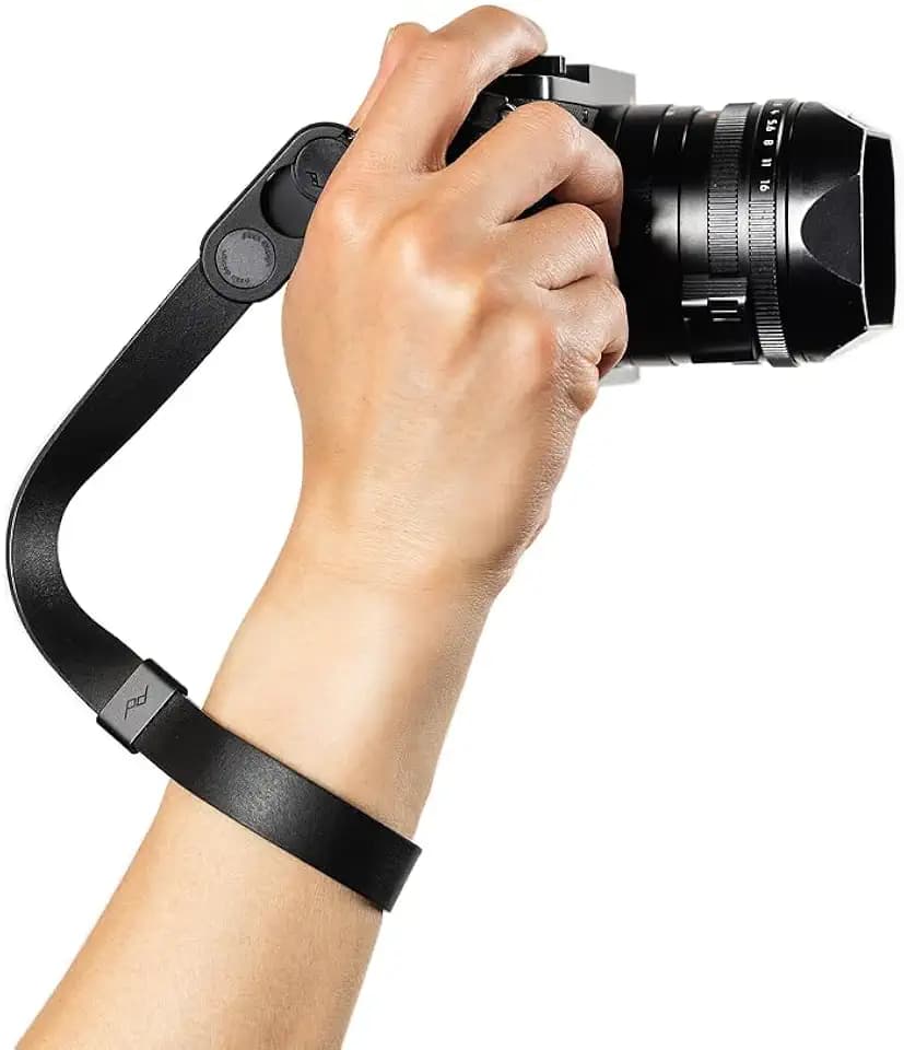 Peak Design Cuff Leather Camera Strap – Quick Release, 100 lb Capacity, for DSLR, Compact & Point-and-Shoot Cameras