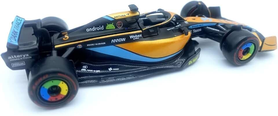 Bburago - MCL MCL36 - Season Car 2022 Formula 1 McLAREN Daniel RICCIARDO 3 Model Auto 1/43 15cm