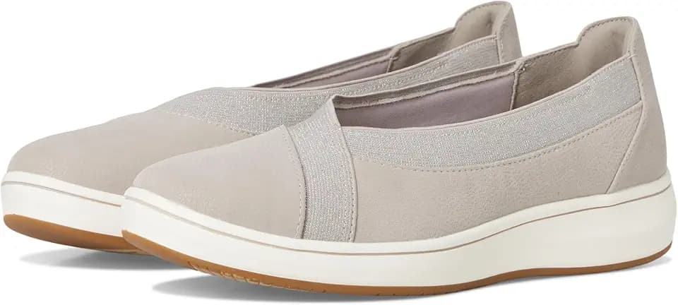 Clarks Women's Breezesky Air Sneaker Flats