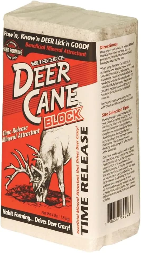 EVOLVED HABITATS Deer Cane Block Mineral Deer Attractant - Fast & Easy to Use All Year-Round Concentrated Mineral Food Supplement for Deer