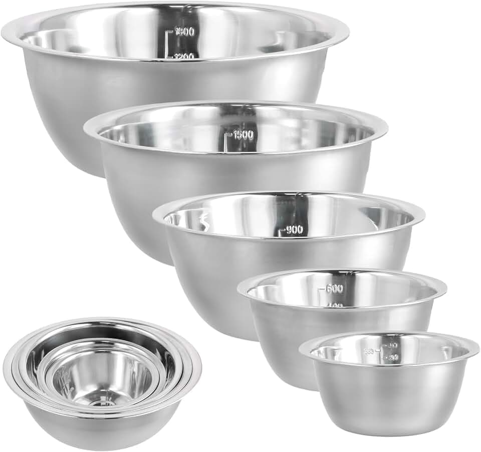 volumoon Edelstahl Rührschüssel Set, 5 Stück Multifunktional als Rührschüssel, Servierschüssel Stapelbar für Küche, Metallschüssel zum Backen, Kochen, Aufbewahrung von Lebensmitteln(14/16/20/22/24 cm)