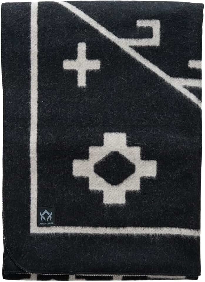 Arcturus Rainier Wool Blanket, Warm, Thick, Washable Wool Blanket for Home, Outdoors, Camping, Tailgates, Picnic, Hunting, Travel & Emergency Kits, Twin Size, 4.5 lb, Castle Rock