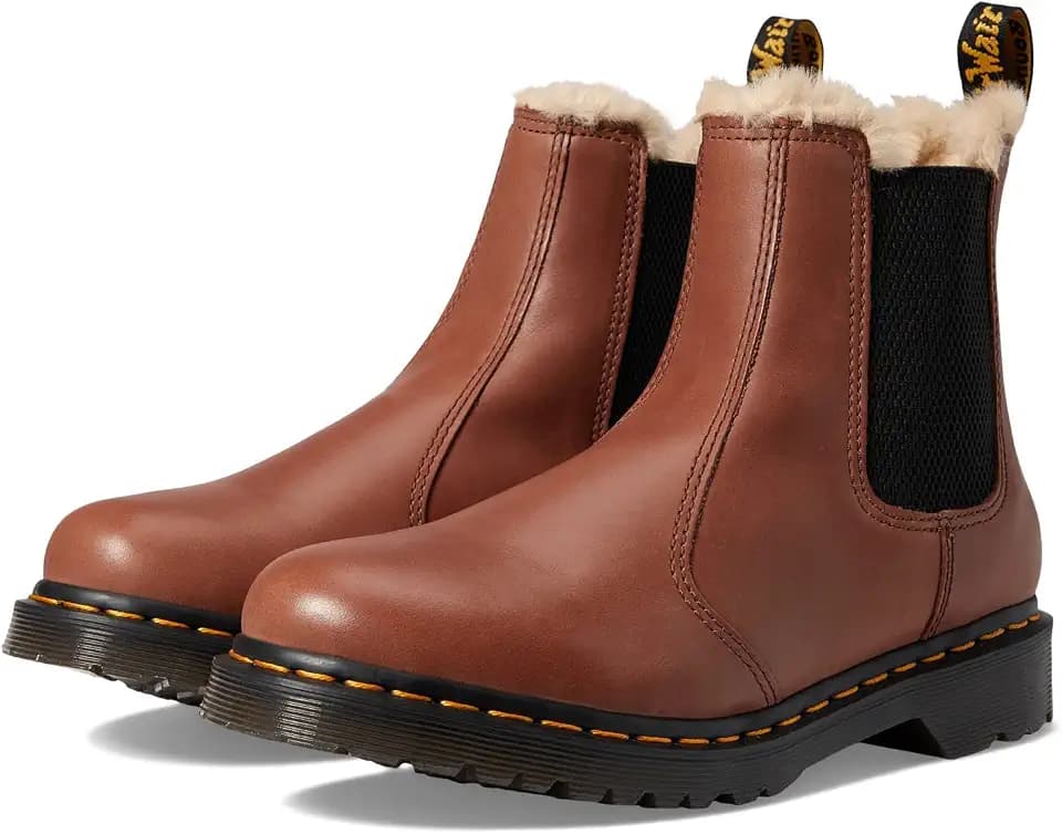 Dr. Martens mens 2976 Chelsea Boot