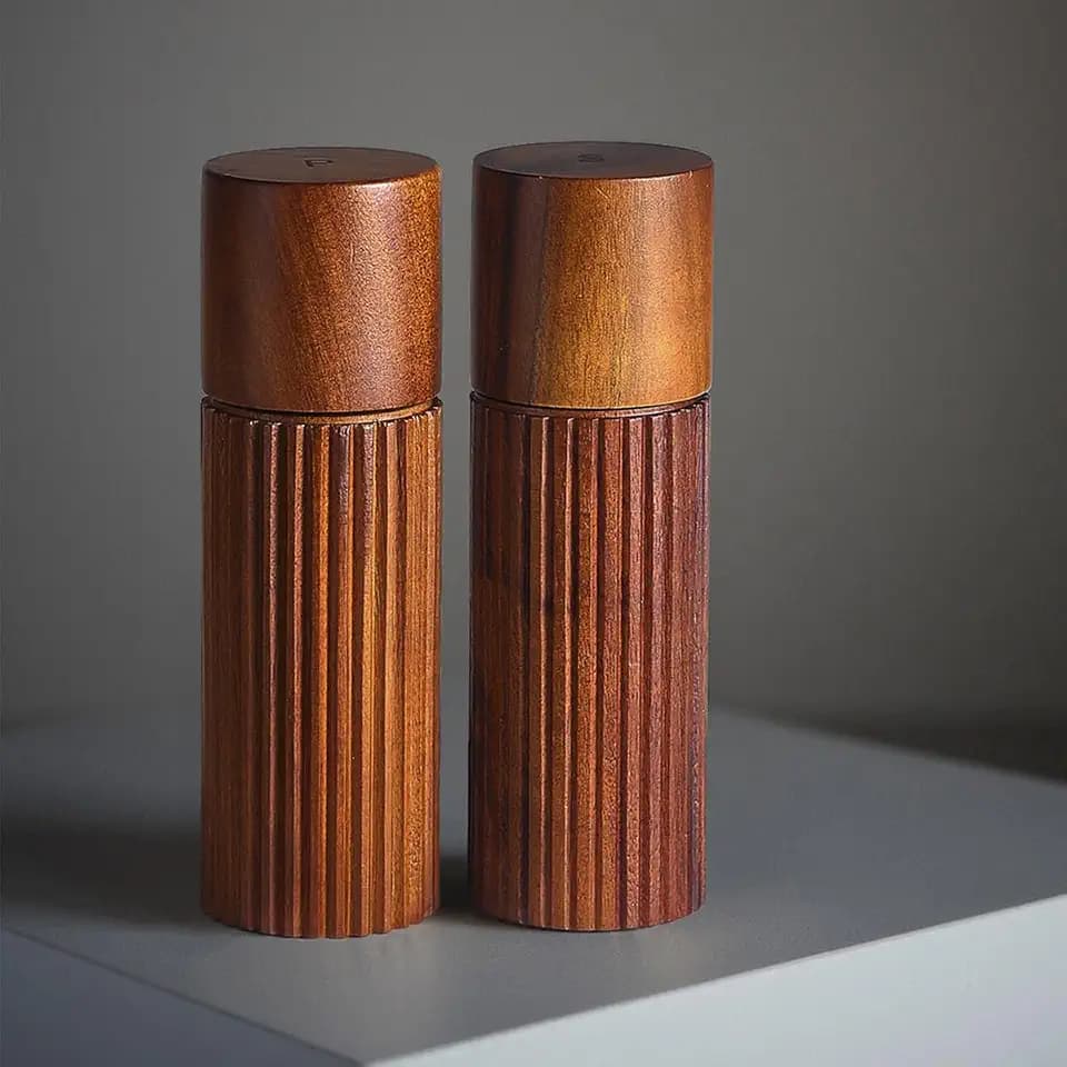 Salz- und Pfeffermühlen Set aus Holz mit Keramikmahlwerk