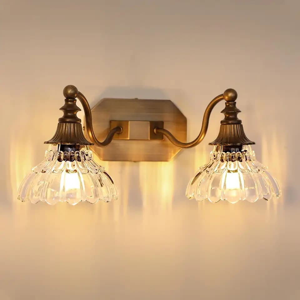 hesoge Vintage Bathroom Light Fixture Antique Brass Vanity Light with Crystal Glass Shade Brushed Gold 2-Light Bathroom Light Over Mirror