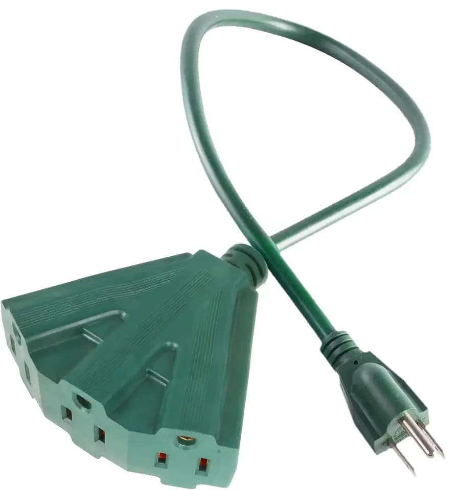 MaxWorks Heavy Duty 3-Foot Extension Cord, 16/3 SJTW, Triple Tap 3-Outlet Adapter, 125V/13A/1625W, ETL Listed, Indoor/Outdoor Use, Green (80697)