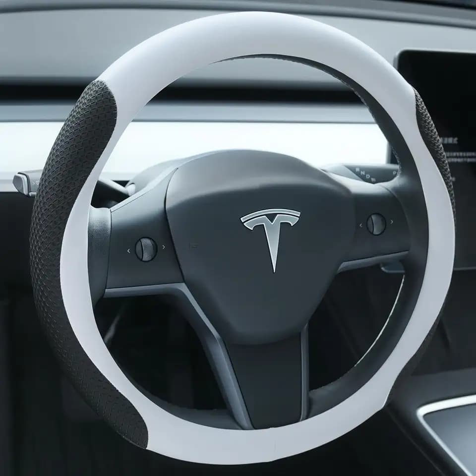 Uxcer Nappa Leather Steering Wheel Cover Compatible with Tesla Model 3/Y 2016-2025 2026 Juniper/Highland, Non-Slip Breathable Tesla Model 3/Y Steering Wheel Protector, White