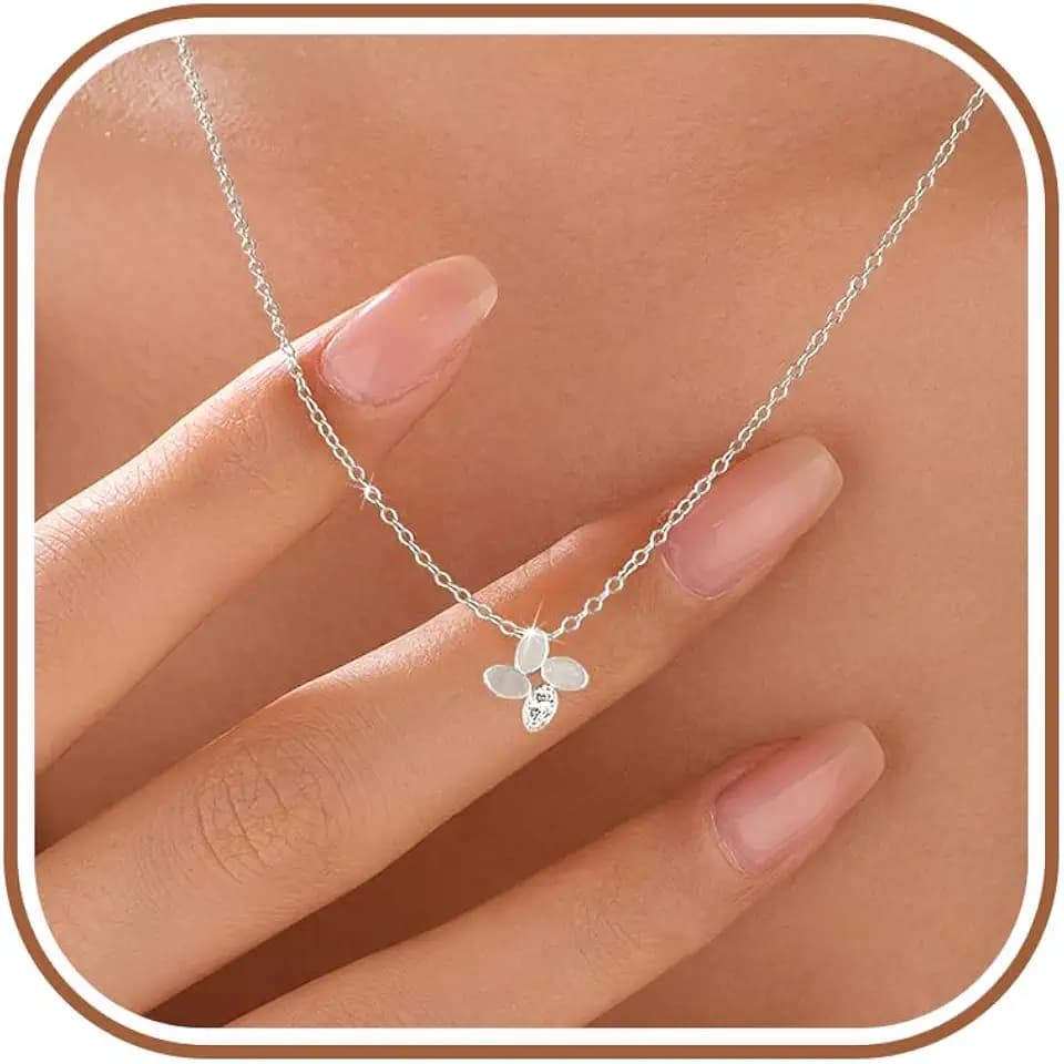 SUYACS Dainty 14K Gold Gold Lucky Leaf Clover Necklaces for Women
