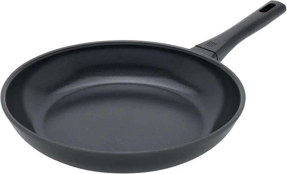 ZWILLING Madura Plus Ceramic 11-Inch Fry Pan, Titanium-Reinforced Ceramic Nonstick Frying Pan, Aluminum Skillet, Matte Black