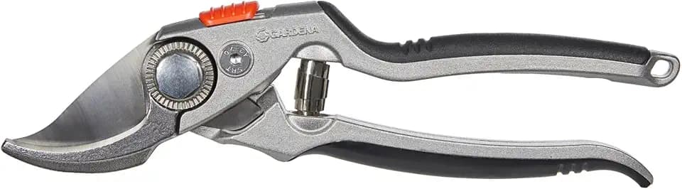 Gardena Alu-Gartenschere B+/L: Premium Bypass Astschere für stärkere Äste und Zweige, robuste Alugriffe, auswechselbare Klinge, max. Schneidedurchmesser 24 mm (8702-20)