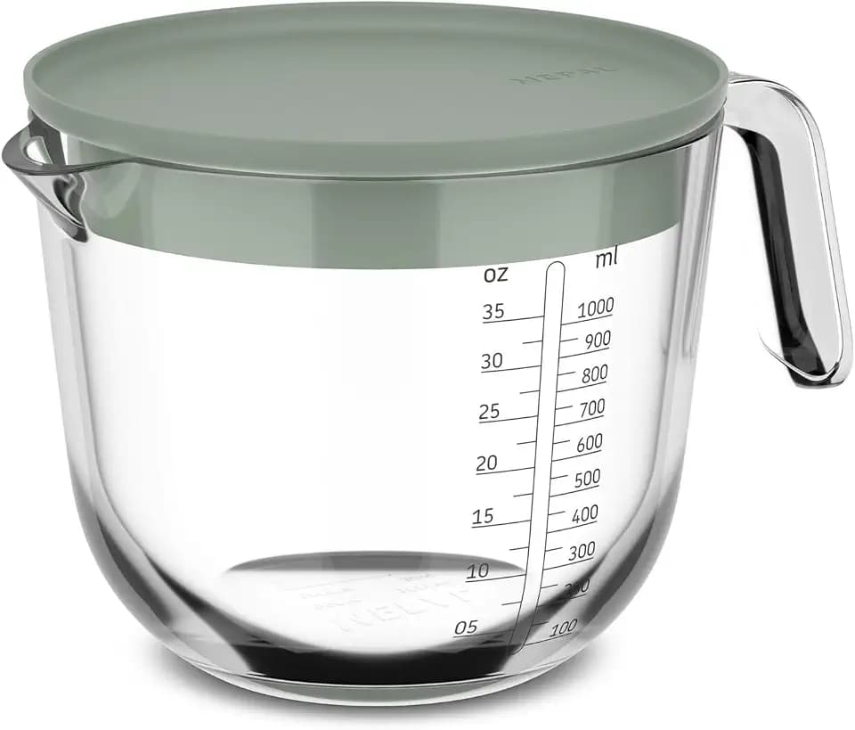 Mepal - Glas Messbecher mit Deckel Chef it - Leicht ablesbare, eingravierte Skala - Mikrowellen- & Backofengeeignet (ohne Deckel) - Hochwertiges Glas - Spülmaschinengeeignet - 1000 ml - Nordic sage