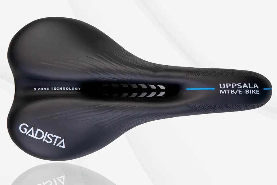 GADISTA Frankreich, Fahrradsattel, sehr bequem, handgefertigt in Italien mit patentierter 3ZONE-Technologie, wasserdicht, für Männer und Frauen, mit ergonomischem Design, unverzichtbares Zubehör