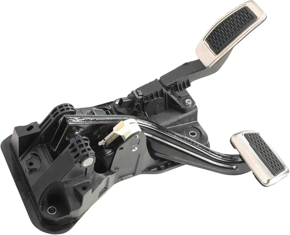 GM Genuine Parts 42913898 Brake and Accelerator Pedal with Bracket