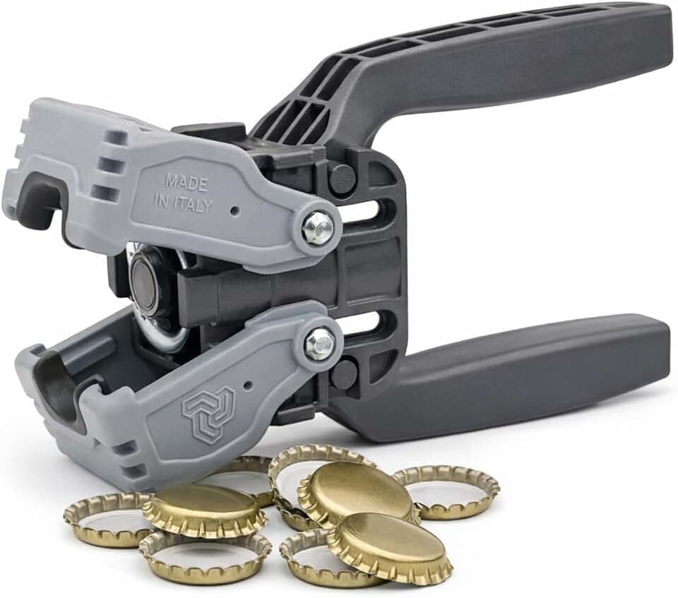VIRSUS 1 Manueller Flaschen Verschließer mit Dopppelhebel für Kronkorken Ø 26 mm Verschlussgerät für Weinflaschen, Bierflaschen, Sektflaschen + 100 Kronkorken mit 26 mm Durchmesser