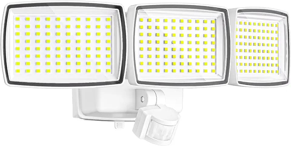 Bewegungsmelder Aussen Batterie, 240 LED Strahler mit Bewegungsmelder Batteriebetriebene Aussenlampe, IP65 Wasserdichte Sicherheitsleuchten Außenwandleuchten für Garage Garten Hof, Weiß 1 Packung